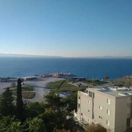 Nonna Nera Apartament *